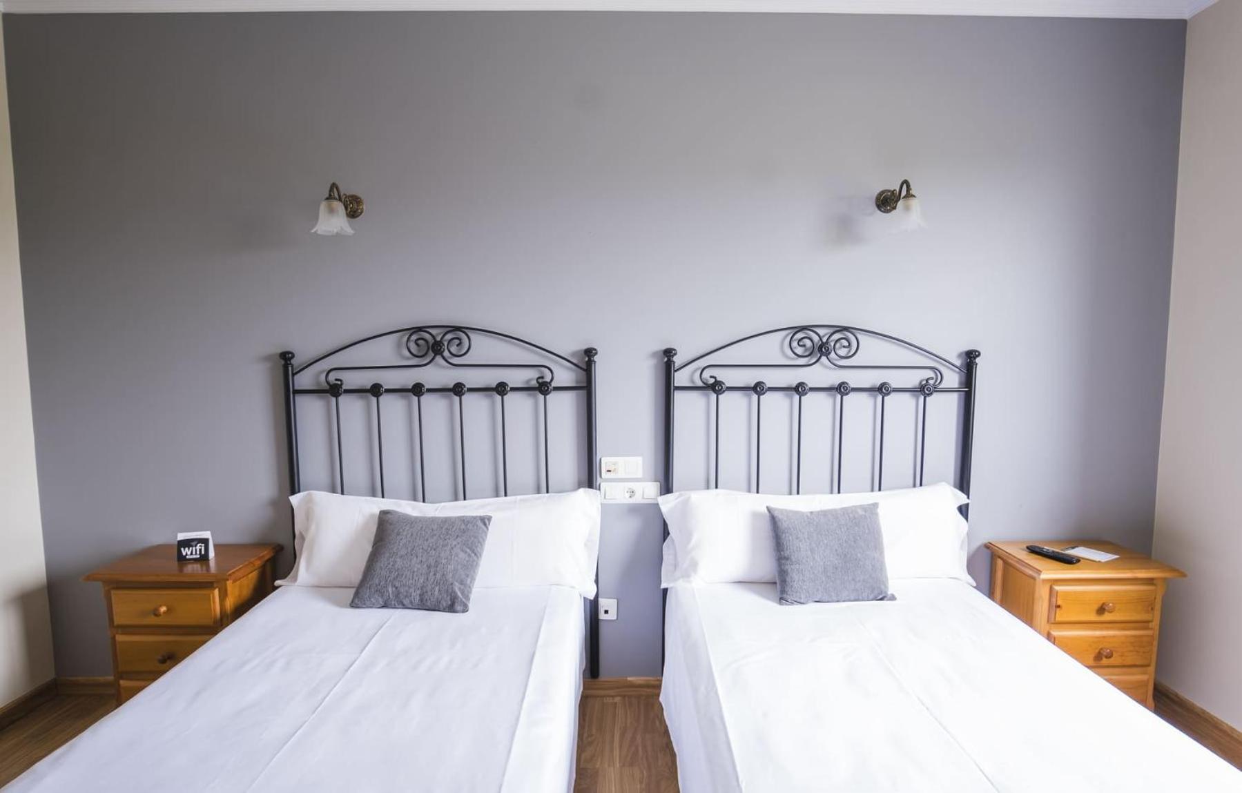 Hotel Alpina Villanueva De Arosa Buitenkant foto