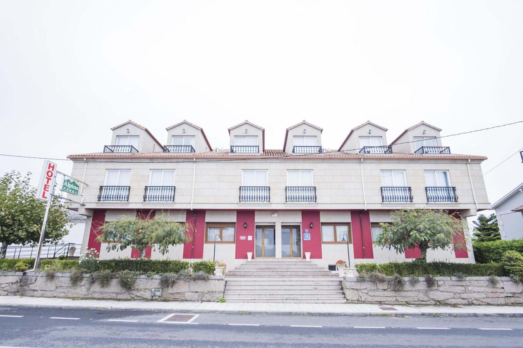 Hotel Alpina Villanueva De Arosa Buitenkant foto
